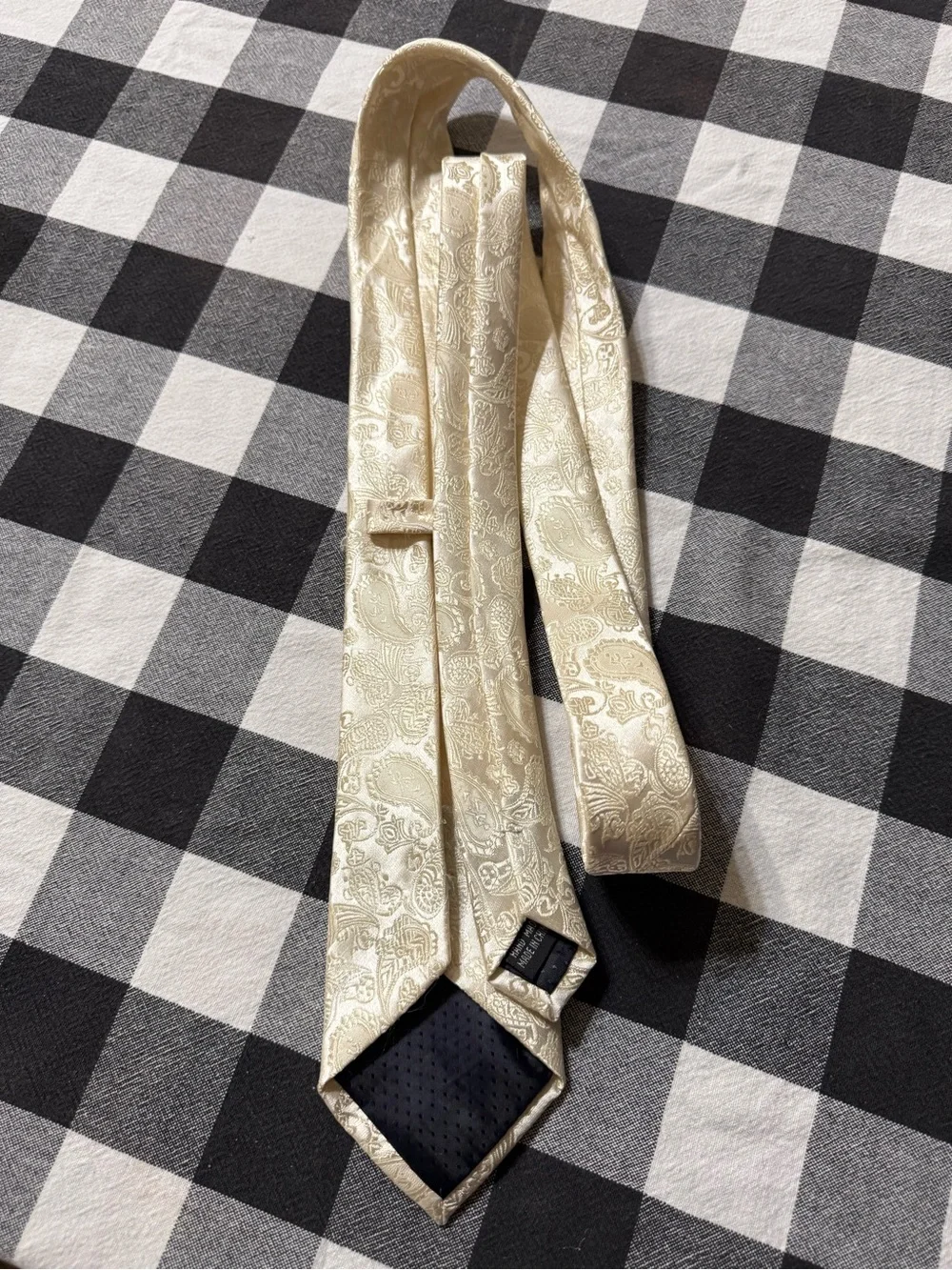 Classic Cream Paisley Men's Tie